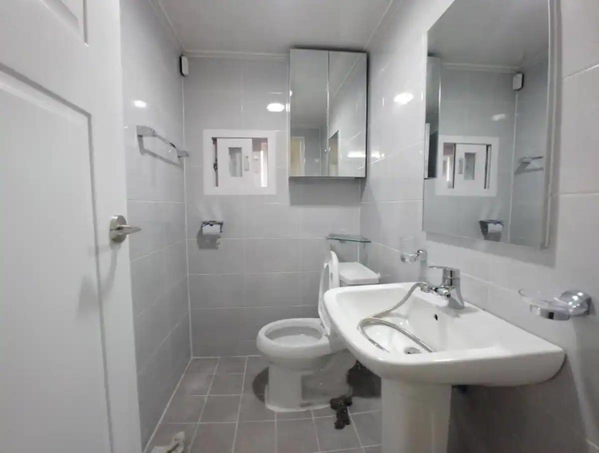 K-10 White Linen House * Seoul